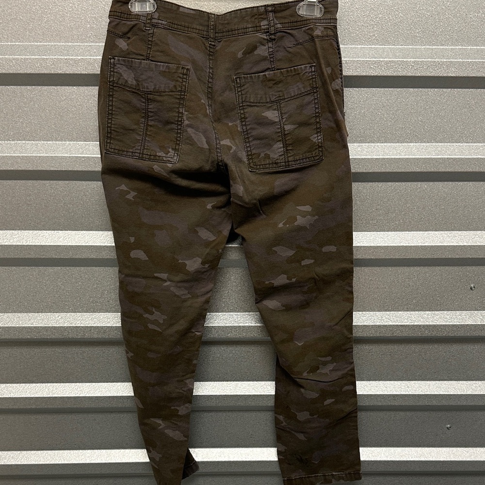 Anthropologie Women’s THE WANDERER Army Camo Pant Size 28 Streetwear Casual - Picture 7 of 11
